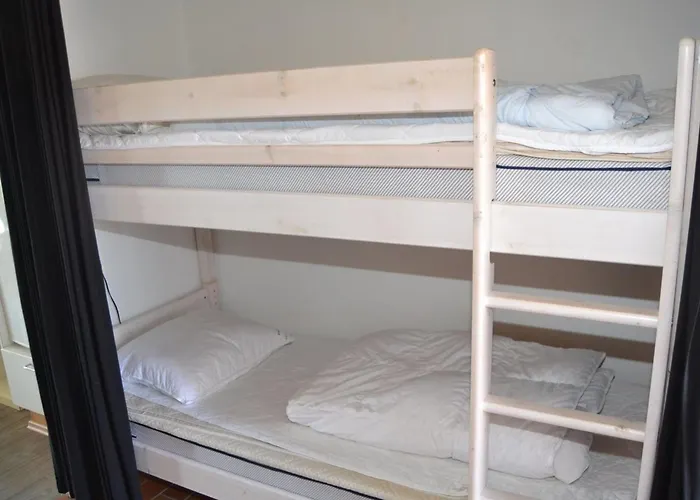 Lorenz - 2-3km From The Sea By Interhome